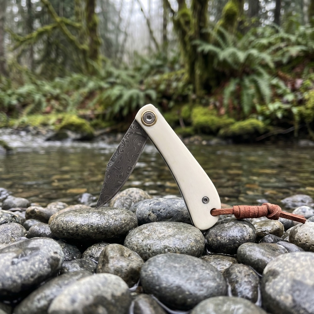 Outdoor Folding Knife Bull Bon - Edc Daily Carry review and price